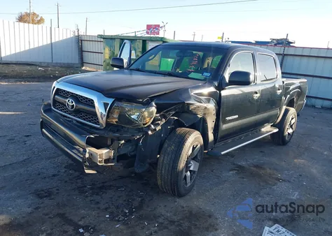 2011 Toyota Tacoma Prerunner V6 z USA, uszkodzony, nr VIN 5TFJU4GN0BX012418